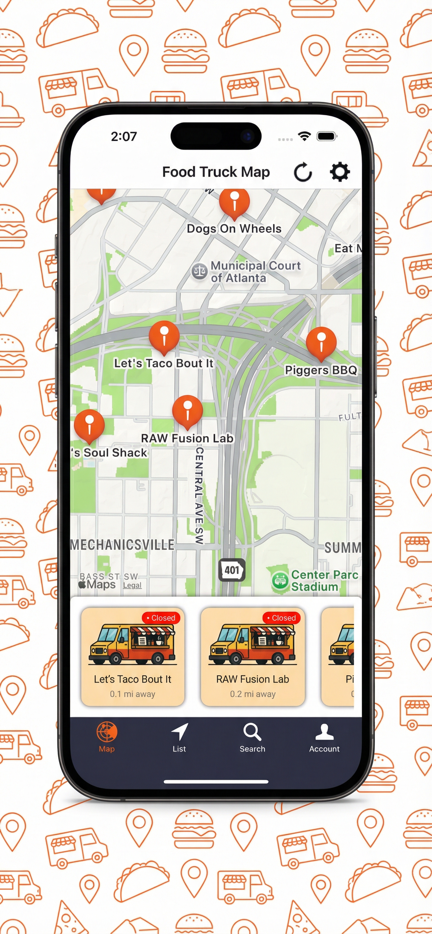 RoamEats app showing food trucks on a map